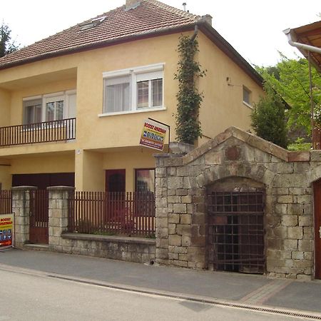 Bogoly Apartman Appartement Tokaj Buitenkant foto