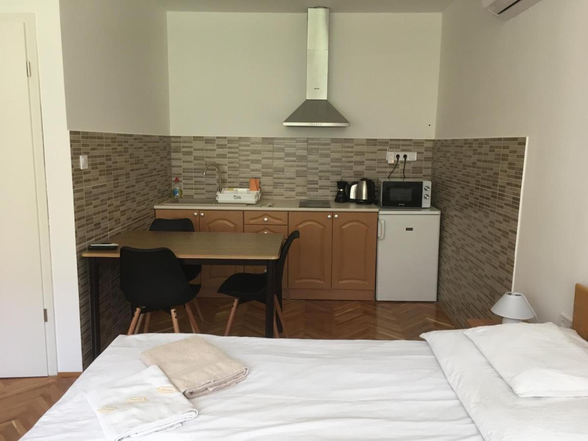 Bogoly Apartman Tokaj Buitenkant foto