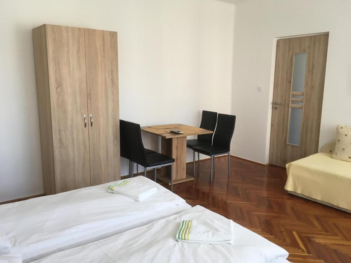 Bogoly Apartman Tokaj Buitenkant foto