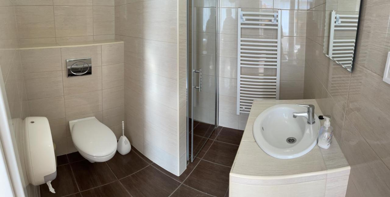Bogoly Apartman Tokaj Buitenkant foto