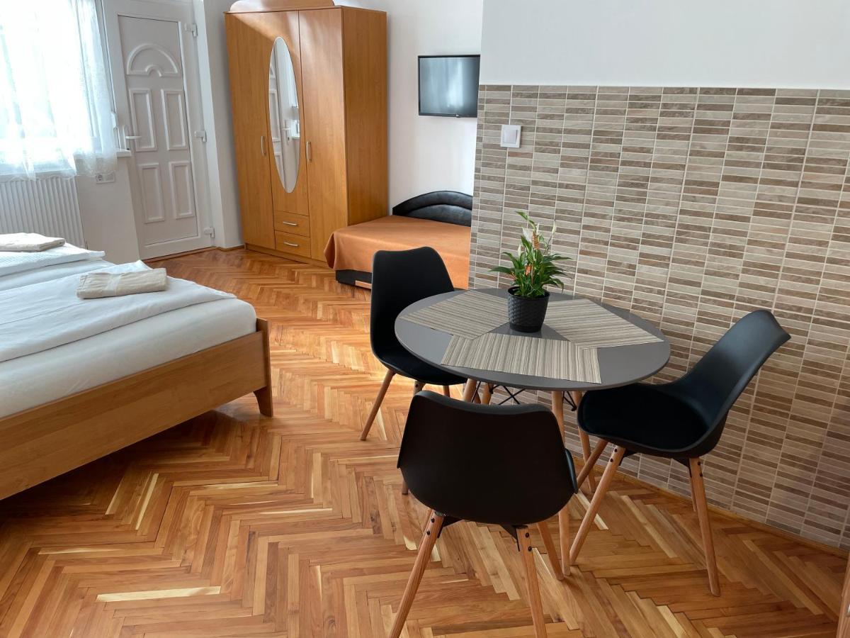 Bogoly Apartman Tokaj Buitenkant foto