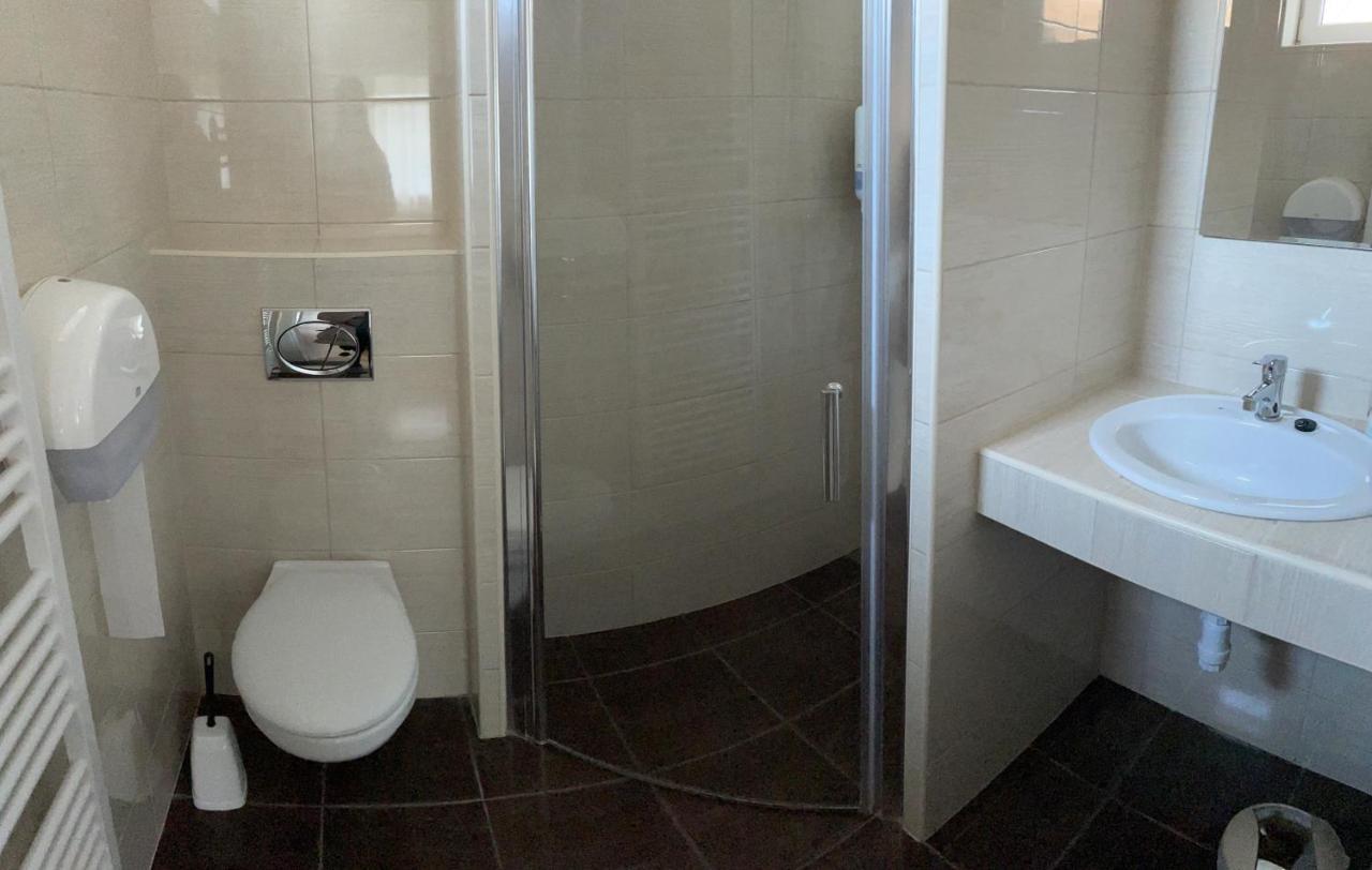Bogoly Apartman Tokaj Buitenkant foto