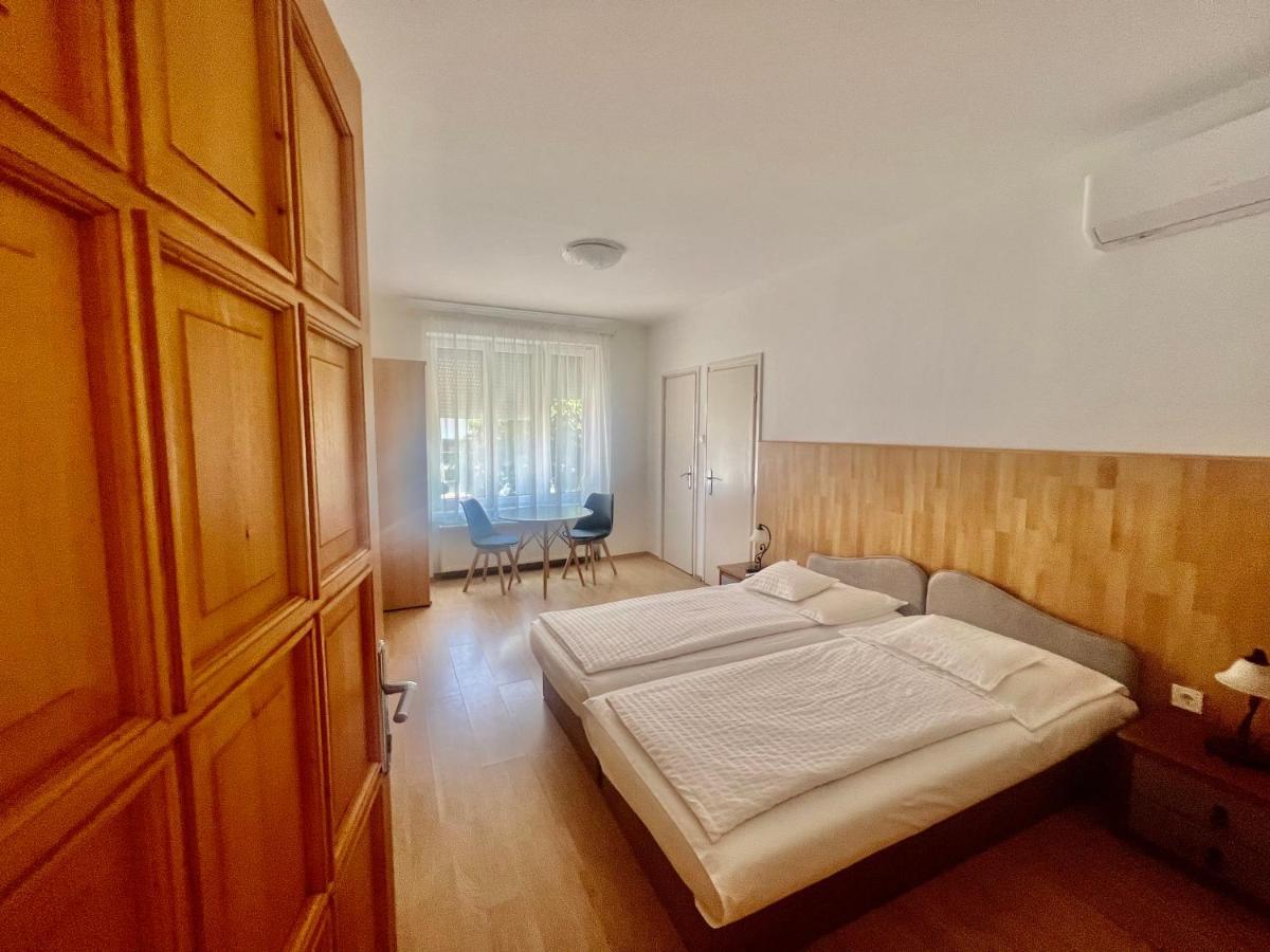 Bogoly Apartman Appartement Tokaj Buitenkant foto